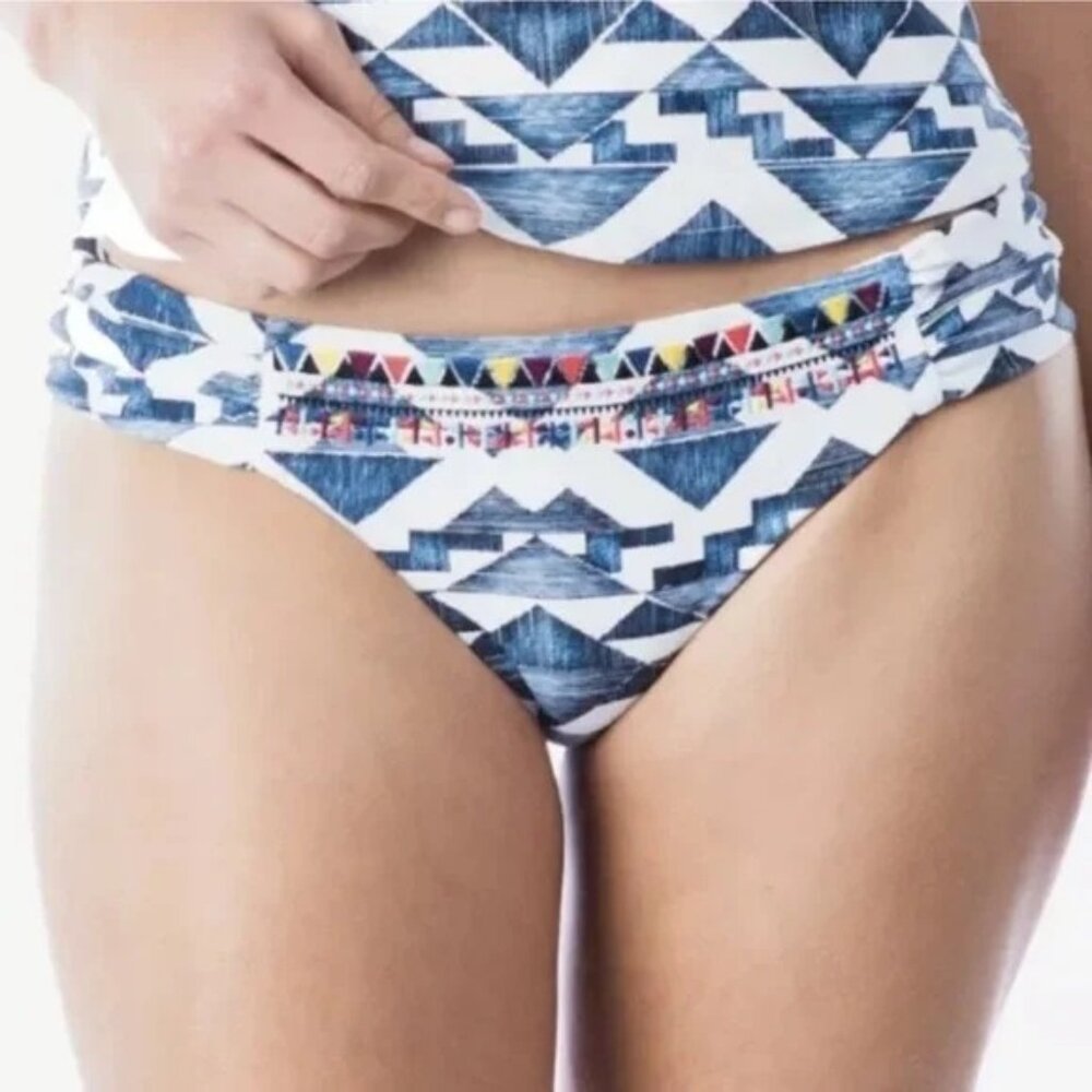 Lucky Brand Going South Bikini Swim Bottoms Size S‎ Embroidered Hipster NWT